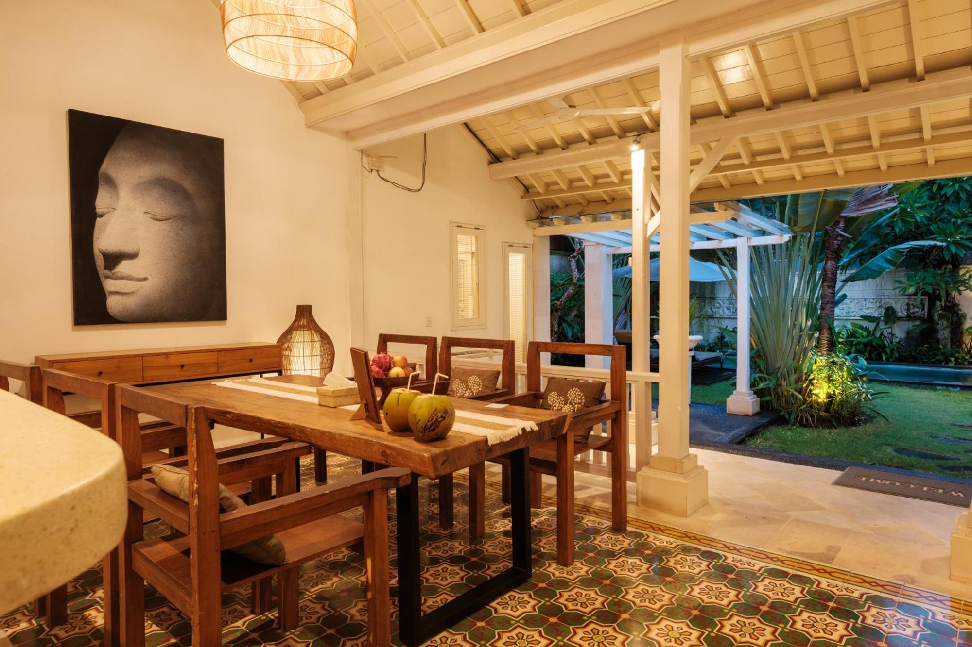Uma Lima Villa Batu Belig - Close To The Beach Canggu Buitenkant foto