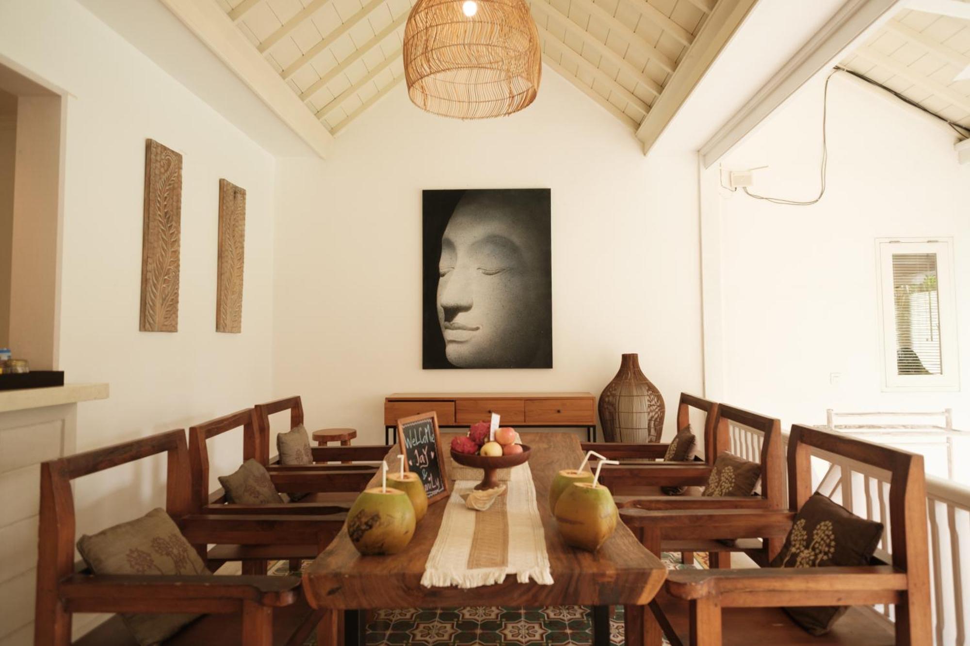 Uma Lima Villa Batu Belig - Close To The Beach Canggu Buitenkant foto