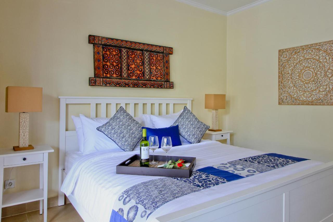 Uma Lima Villa Batu Belig - Close To The Beach Canggu Buitenkant foto