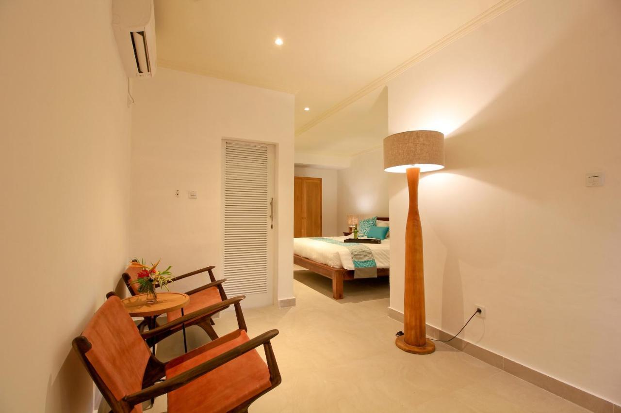 Uma Lima Villa Batu Belig - Close To The Beach Canggu Buitenkant foto