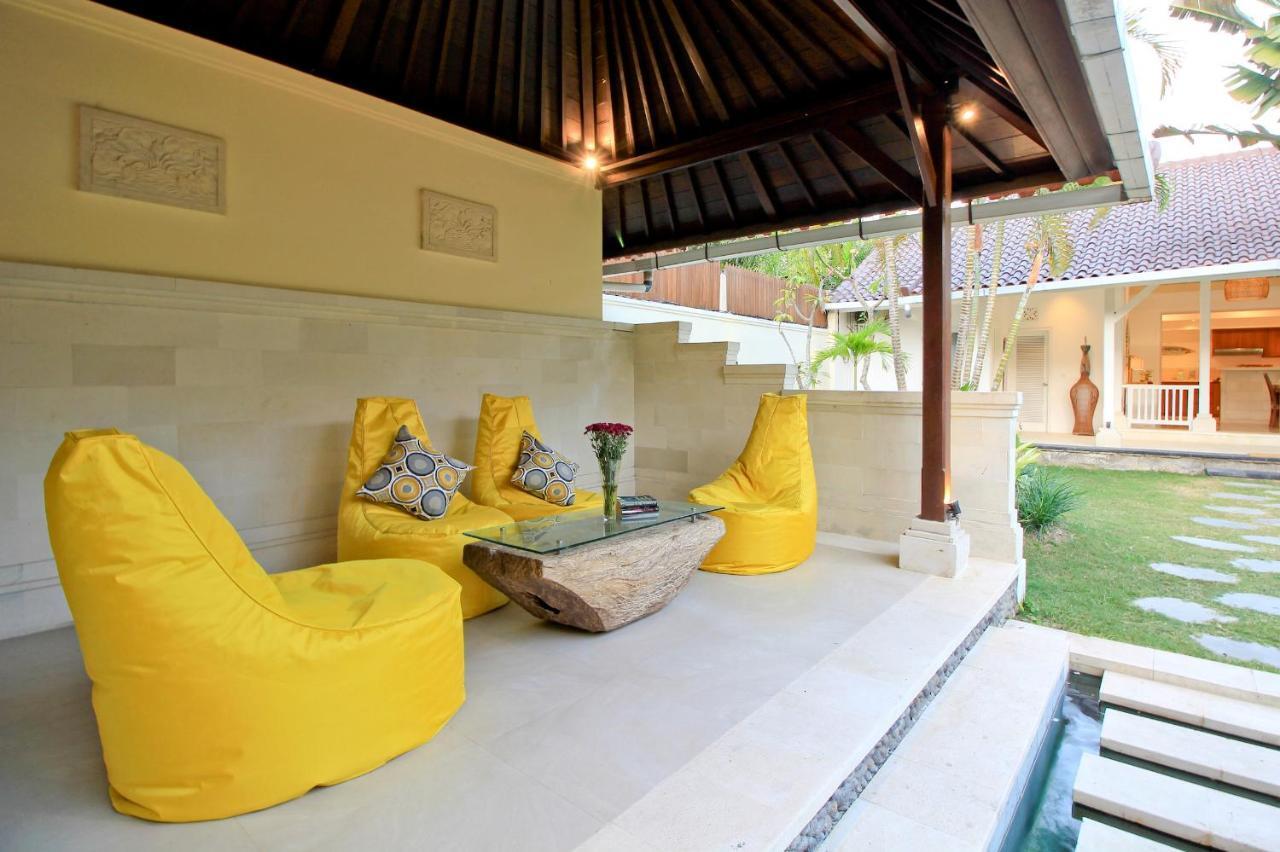 Uma Lima Villa Batu Belig - Close To The Beach Canggu Buitenkant foto