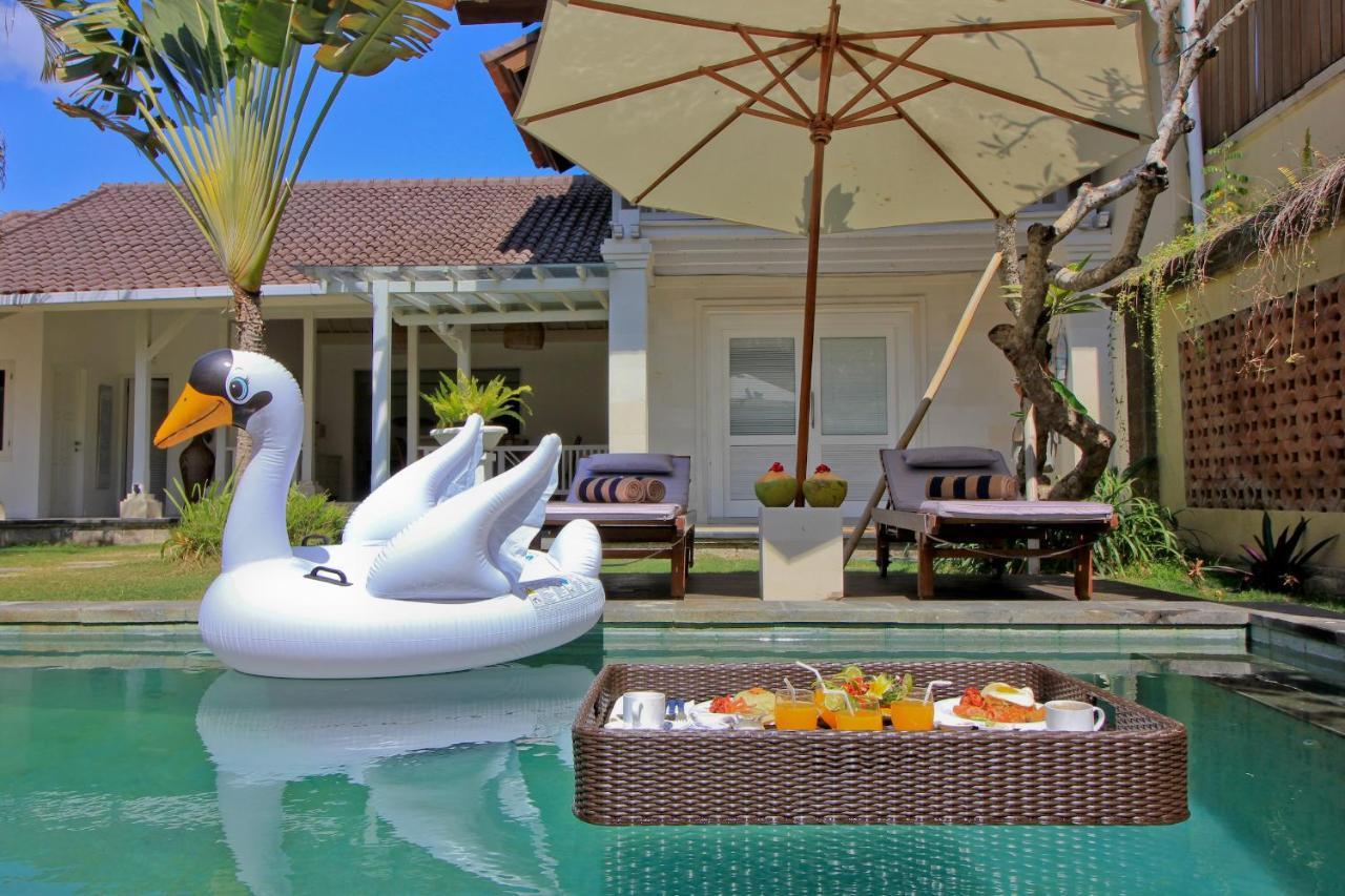 Uma Lima Villa Batu Belig - Close To The Beach Canggu Buitenkant foto