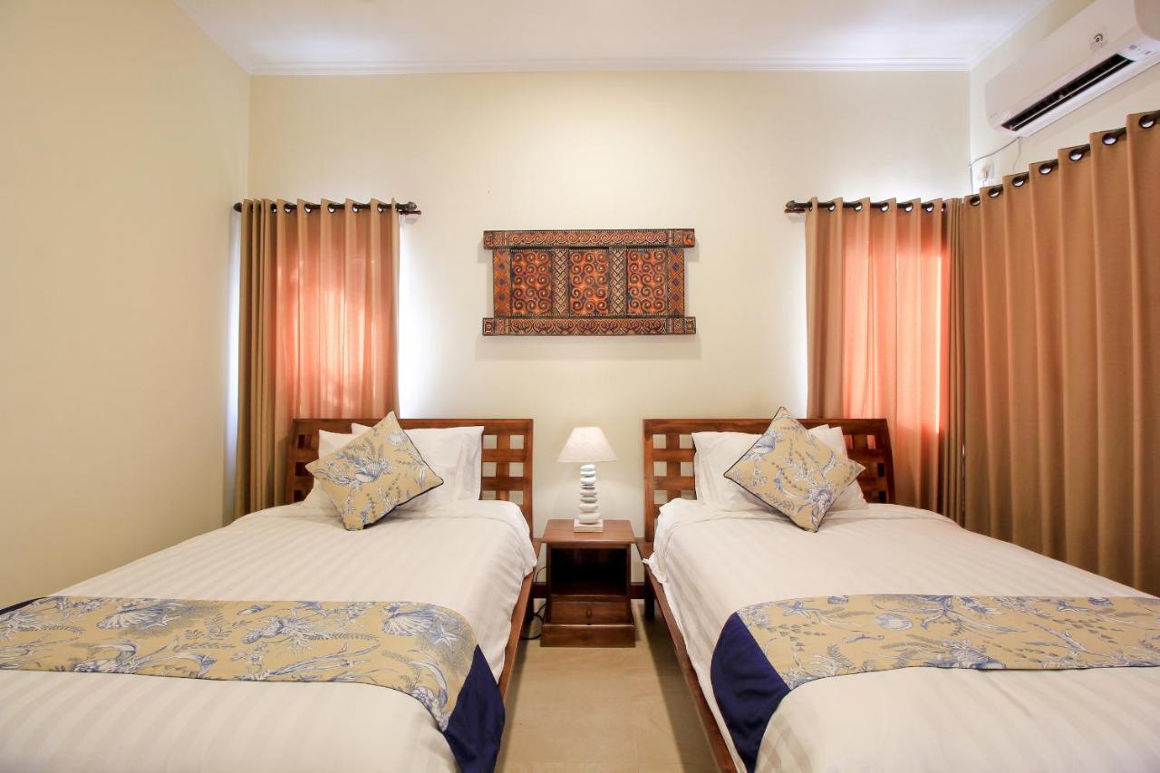 Uma Lima Villa Batu Belig - Close To The Beach Canggu Buitenkant foto